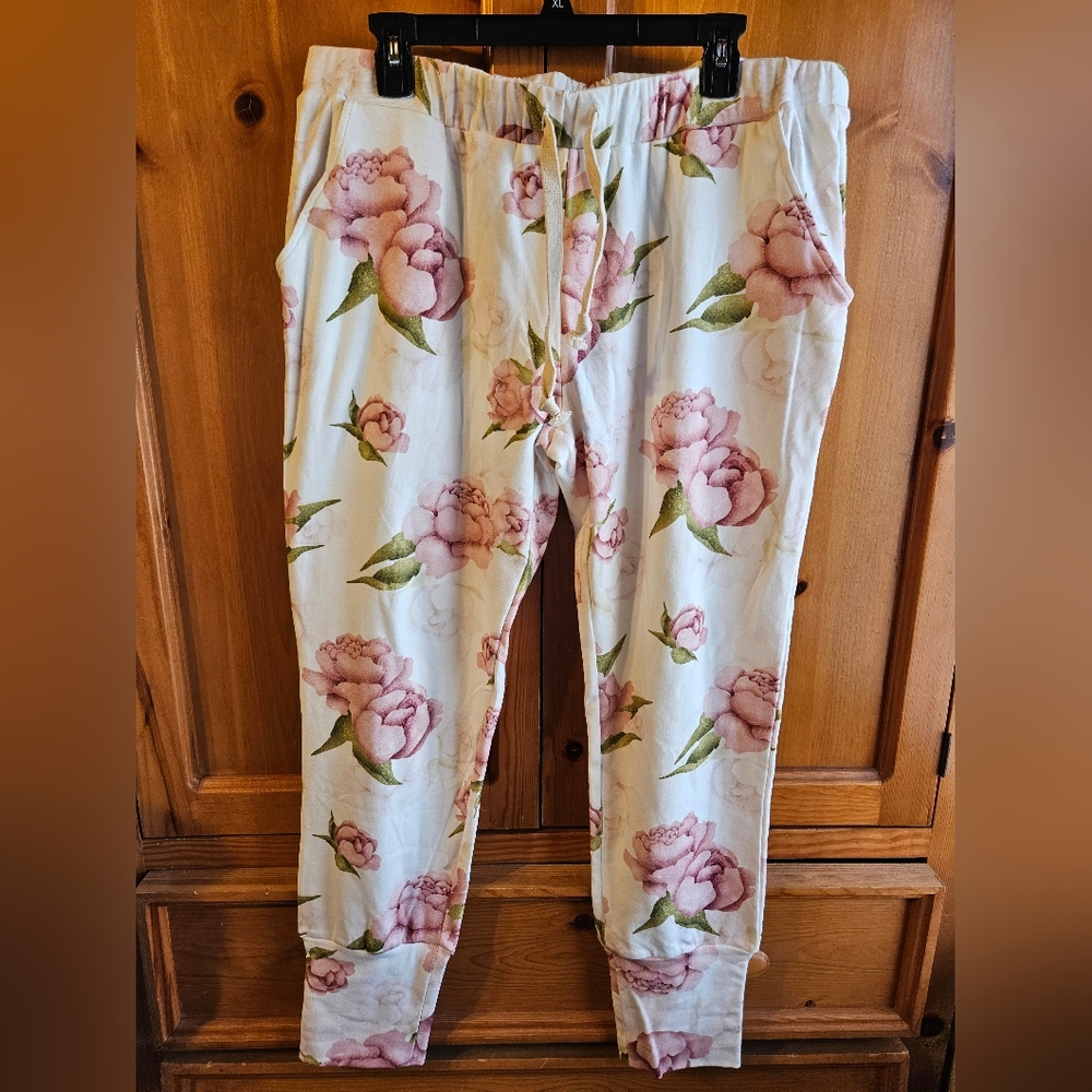 AMPERSAND AVE White and Pink Jogger Pants